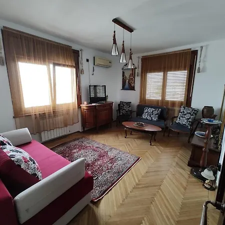 Cismigiu Boutigue * Bucharest